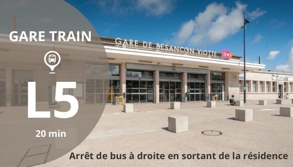 Besançon- Appart avec balcon et piscine pour Groupe pro et famille Apartment in Besançon