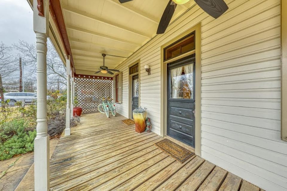 Property building, Day, Garden view