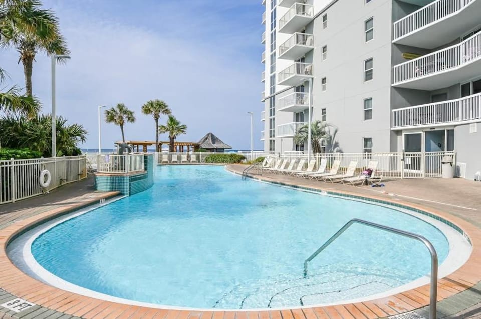 Pelican Beach Resort 1717 House in Destin