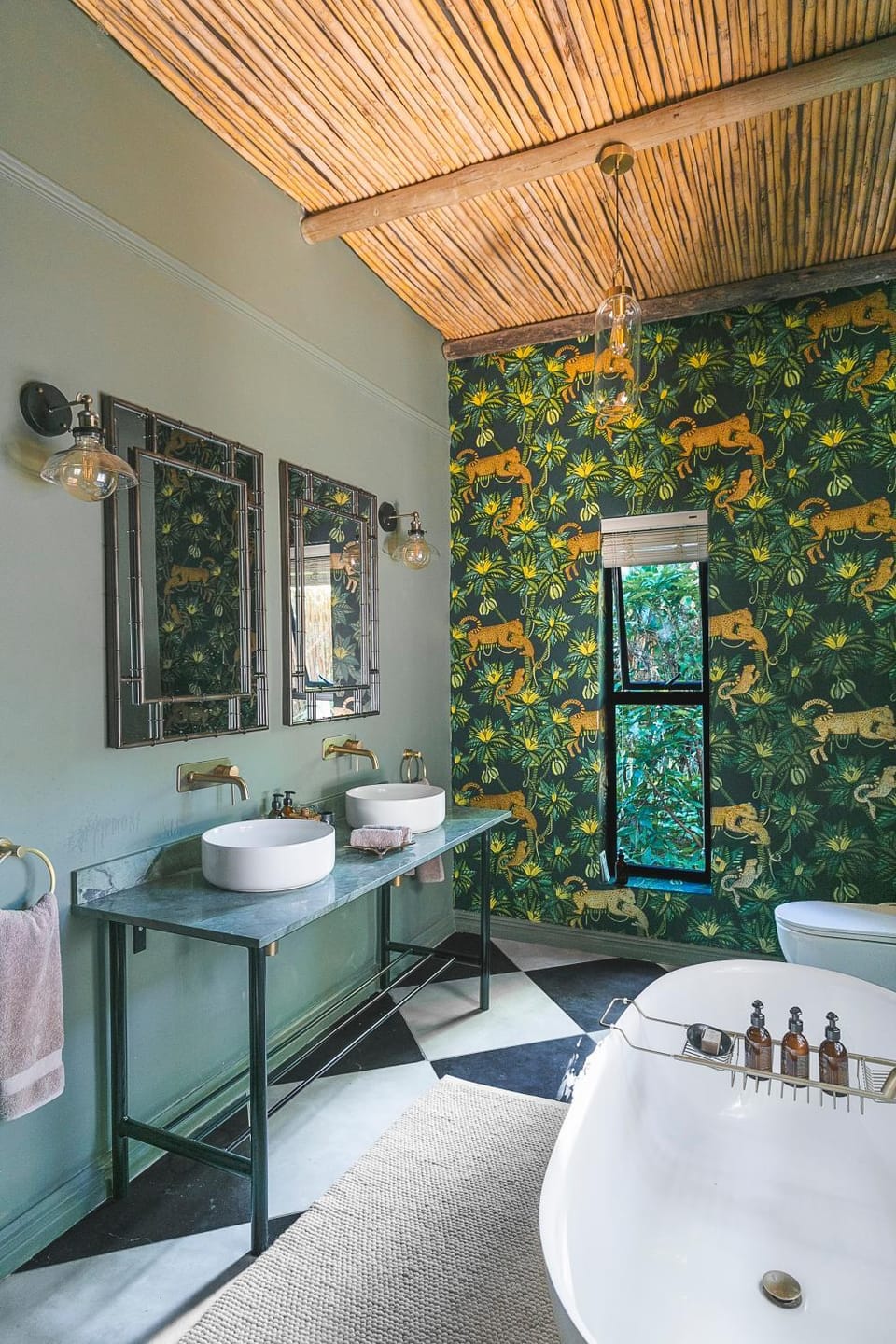 Bathroom, Bath