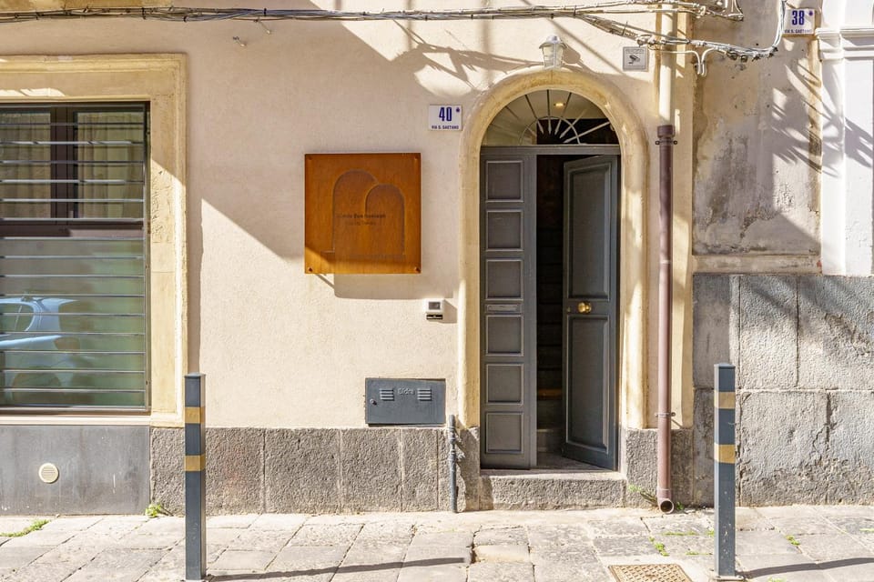 VICOLO SAN GAETANO -luxury rooms- Apartment in Catania