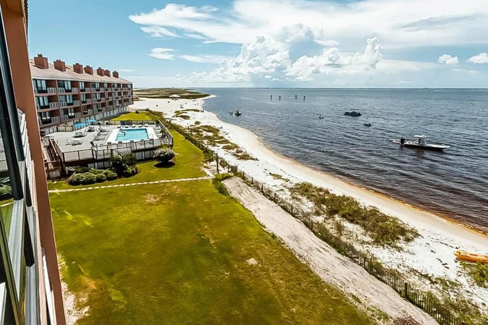 Palm Beach Club 2-228 House in Pensacola Beach