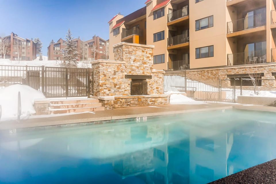 Snow Flower 207 Apartment in Steamboat Springs