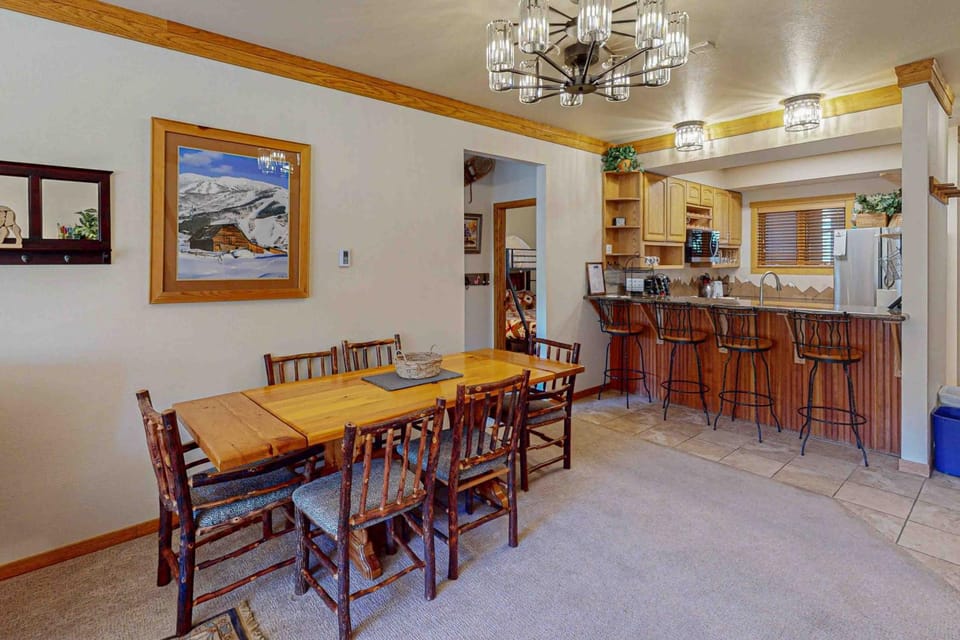 Snow Flower 207 Apartment in Steamboat Springs