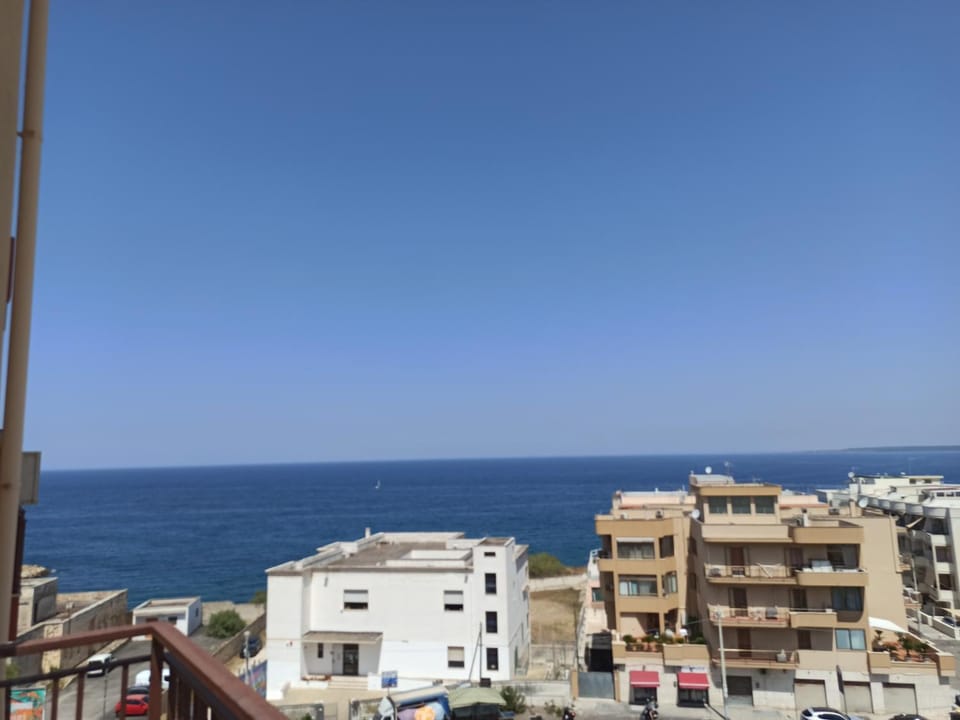 Natural landscape, View (from property/room), Balcony/Terrace, City view