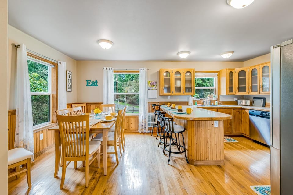 Port Susan Bay House in Camano Island