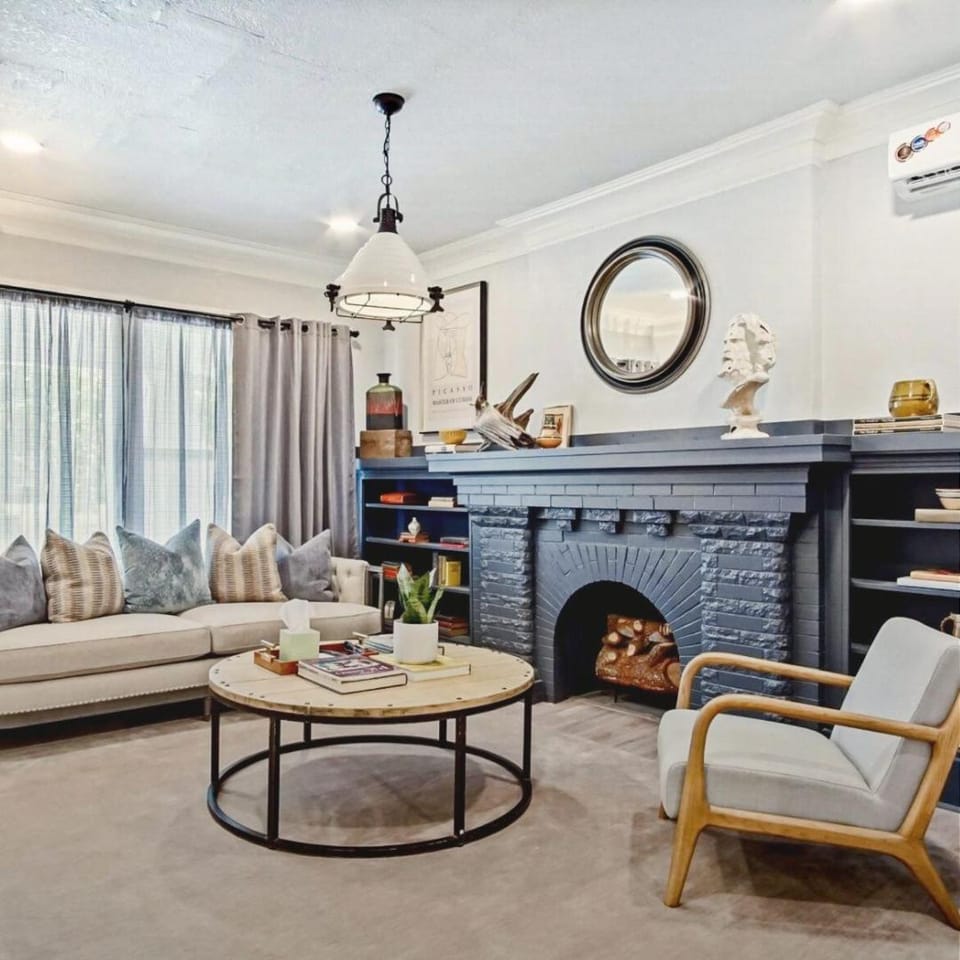 Living room, fireplace