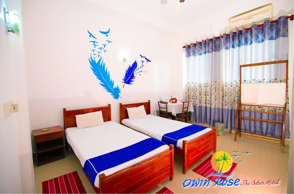 Bed, Photo of the whole room, Bedroom, air conditioner
