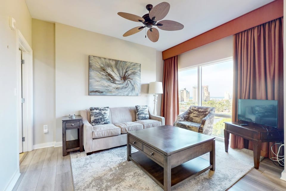 Luau 6710 Combo Apartment in Miramar Beach