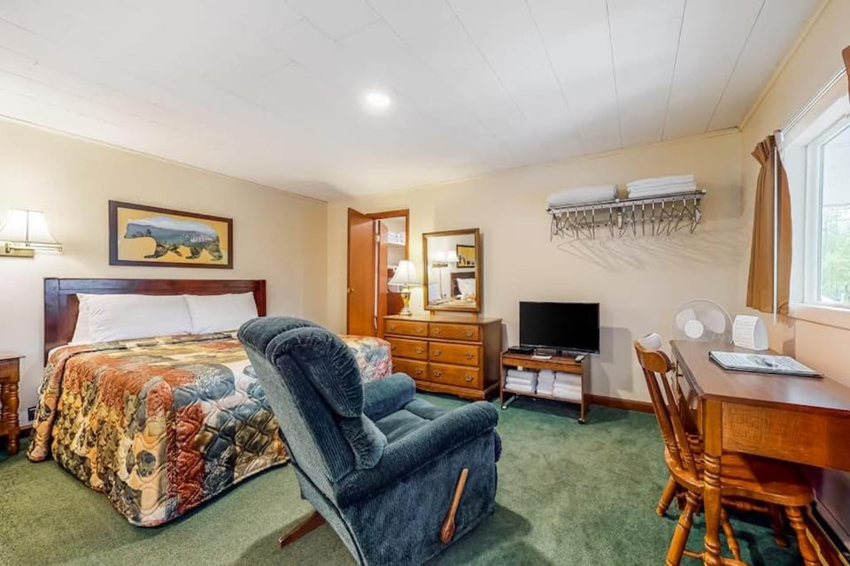 Riverbank Connecting Rooms 3 & 5 Apartment in Woodstock