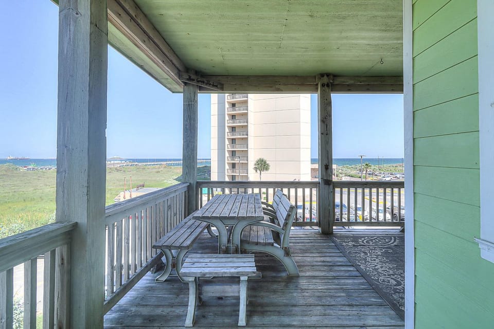 Gulf Breezes Entire Home House in Port Aransas