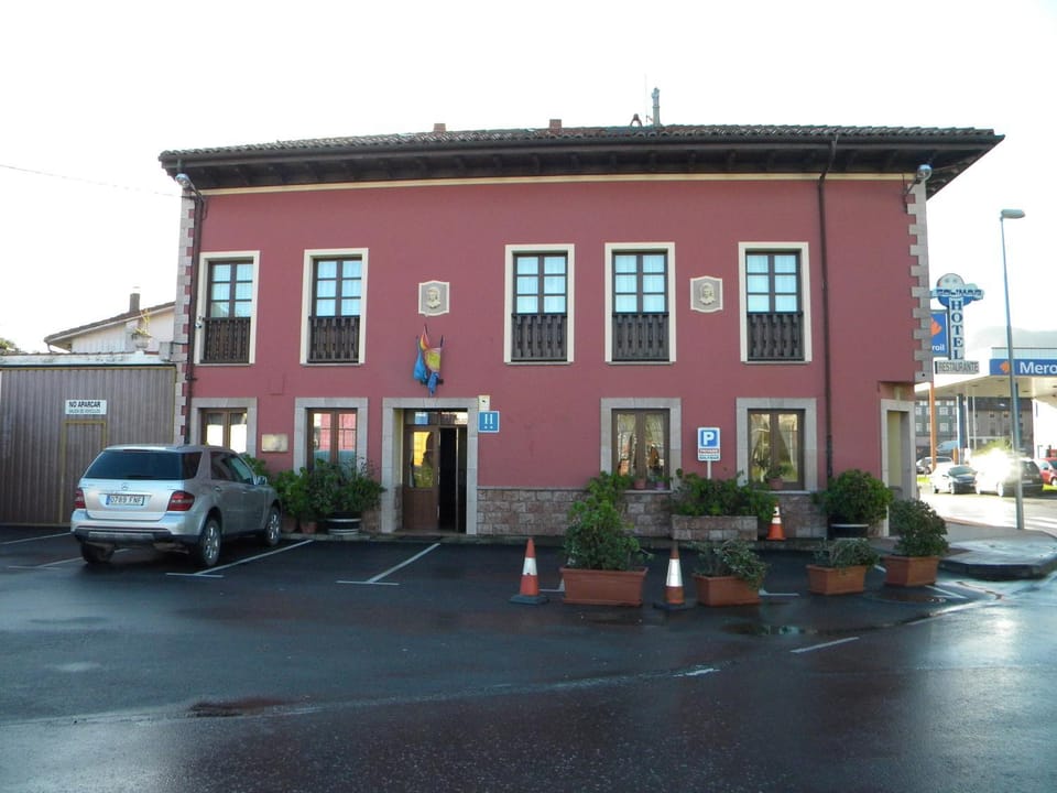 Property building, Day