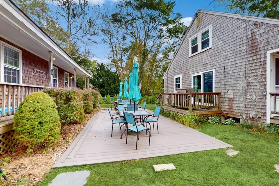 Seas the Day House in Dennis Port