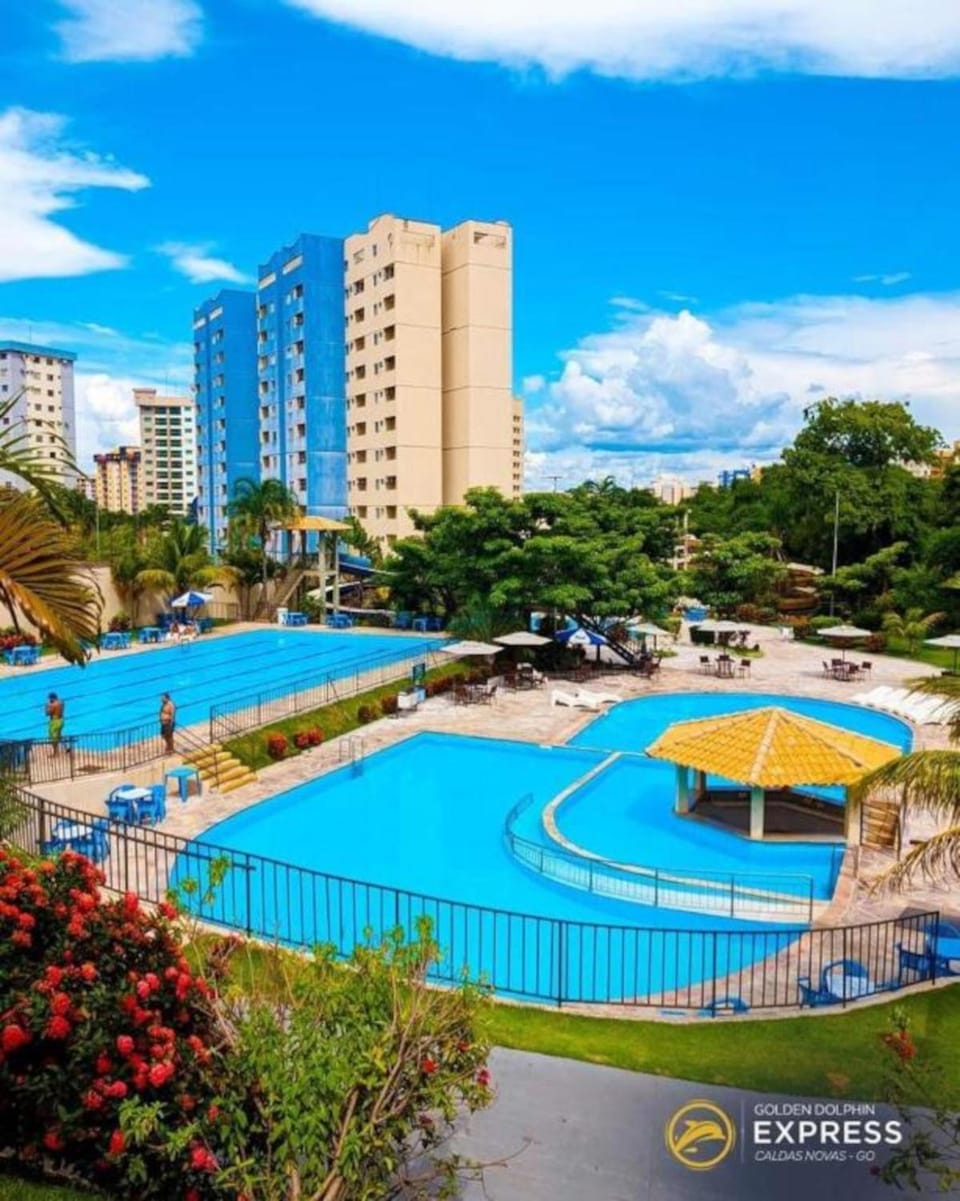 Property building, Nearby landmark, Day, Natural landscape, City view, Pool view, Swimming pool, Location, Parking, sunbed