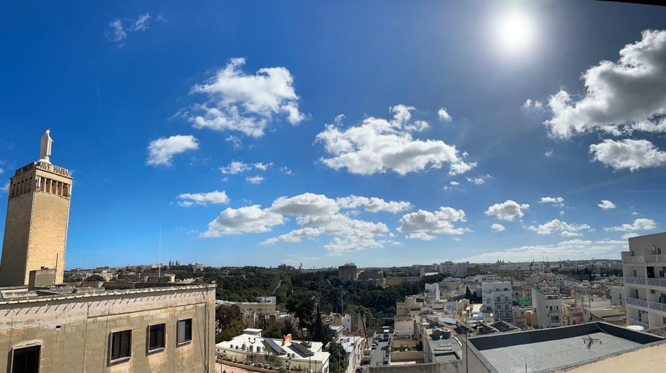 The Central guesthouse Bed and Breakfast in Malta