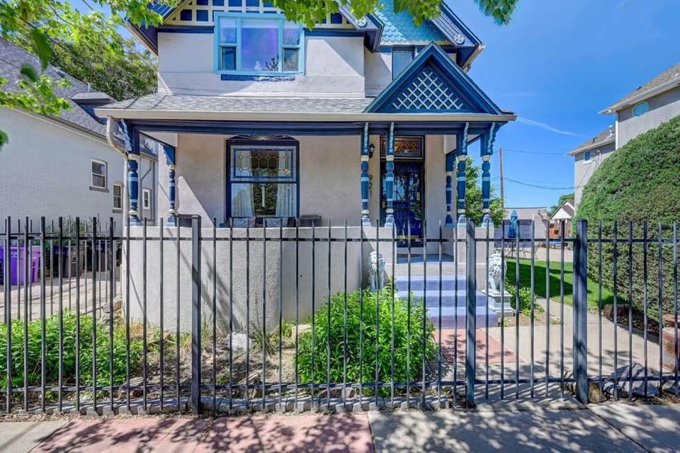 Modern Queen Victorian in the heart of Denver House in Denver