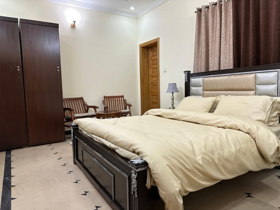 Bed, Bedroom, wardrobe