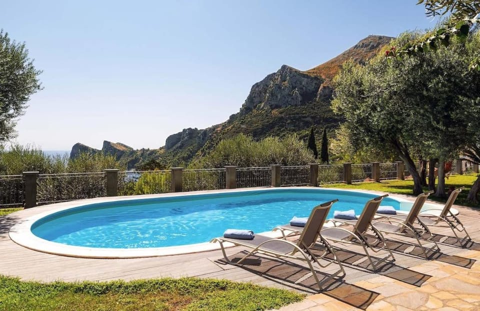 Natural landscape, Swimming pool