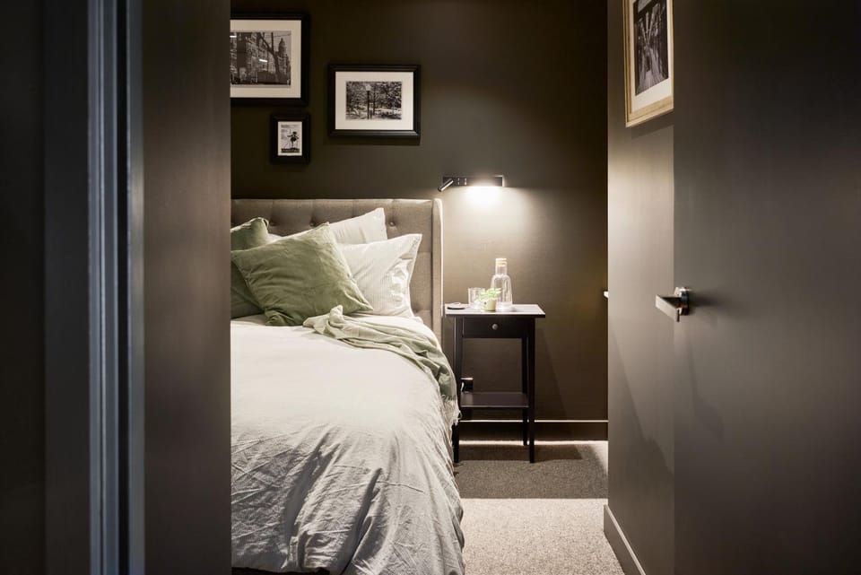 Bed, Bedroom