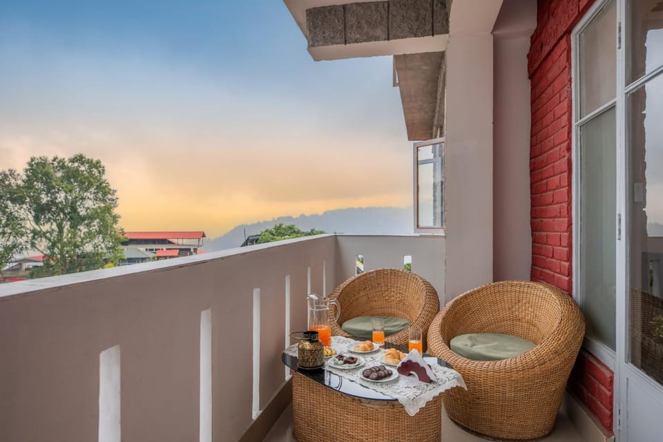 Property building, Balcony/Terrace