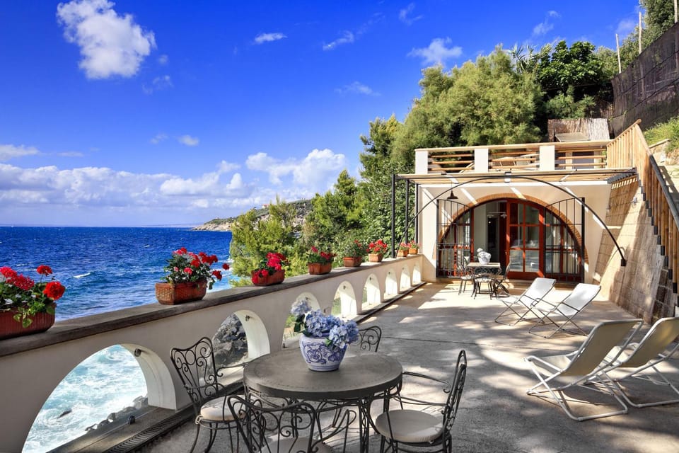 View (from property/room), Balcony/Terrace, Sea view