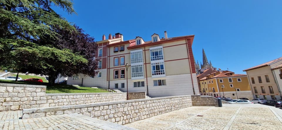 Junto a la Catedral Apartment in Burgos