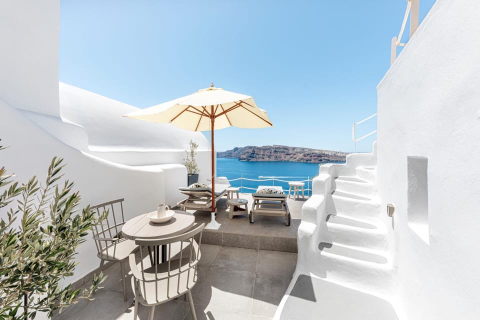 Just Blue House in Oia