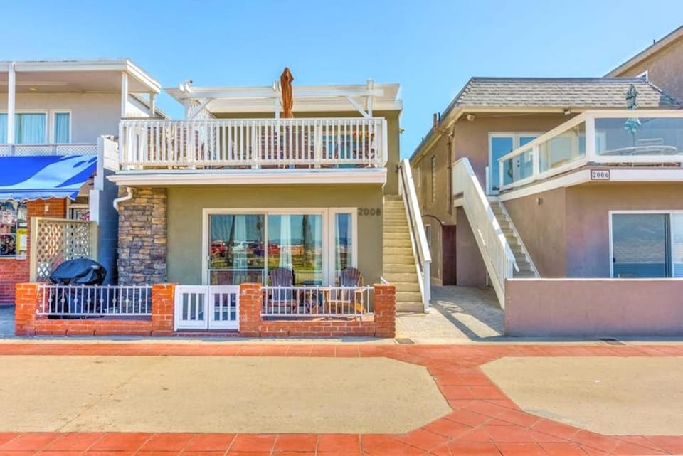 Newport Vacation Memories House in Balboa Peninsula