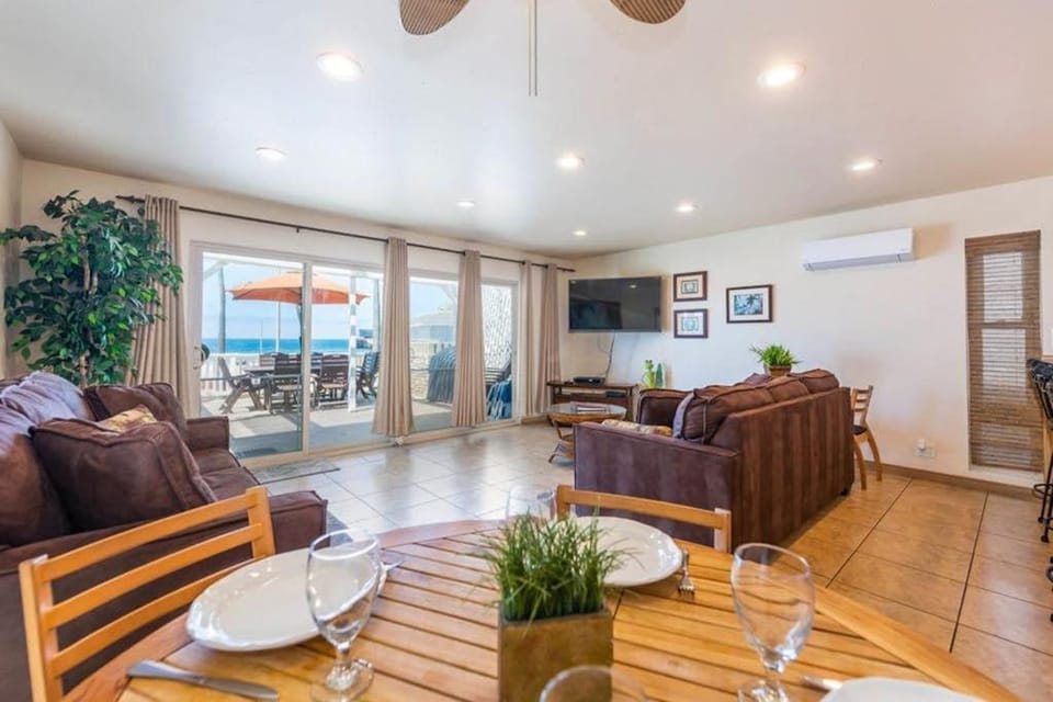 Newport Vacation Memories House in Balboa Peninsula