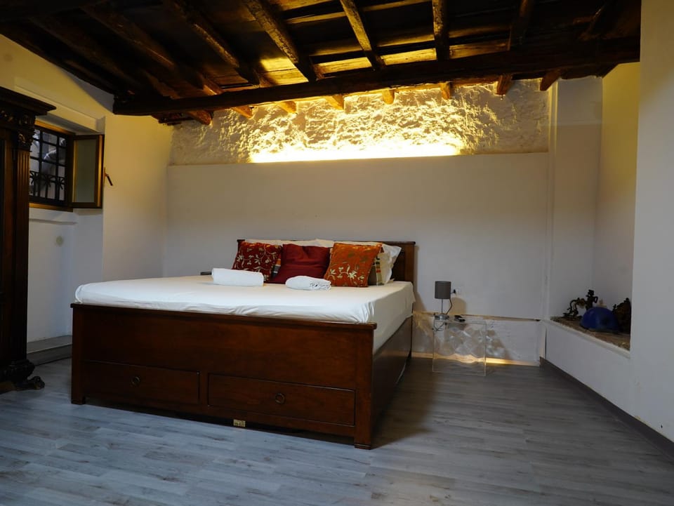 Bed, Bedroom