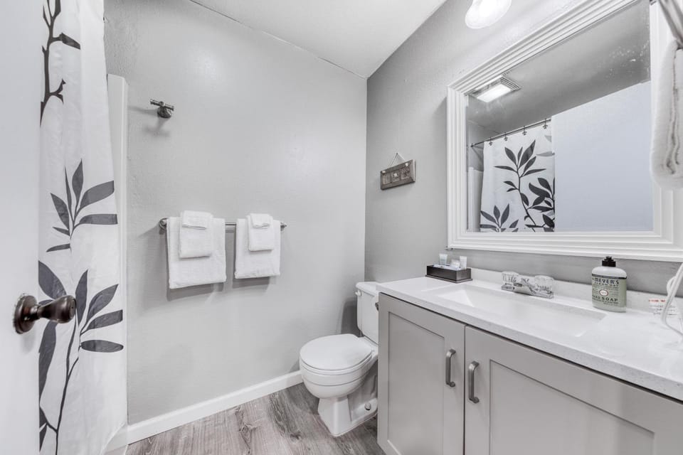 Sea Treasures Inn #211 & #212 House in Rockaway Beach