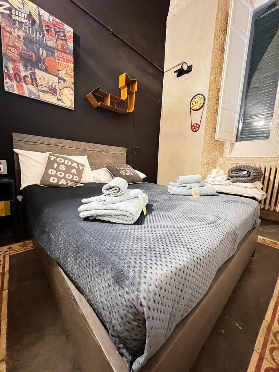 Bed, Bedroom