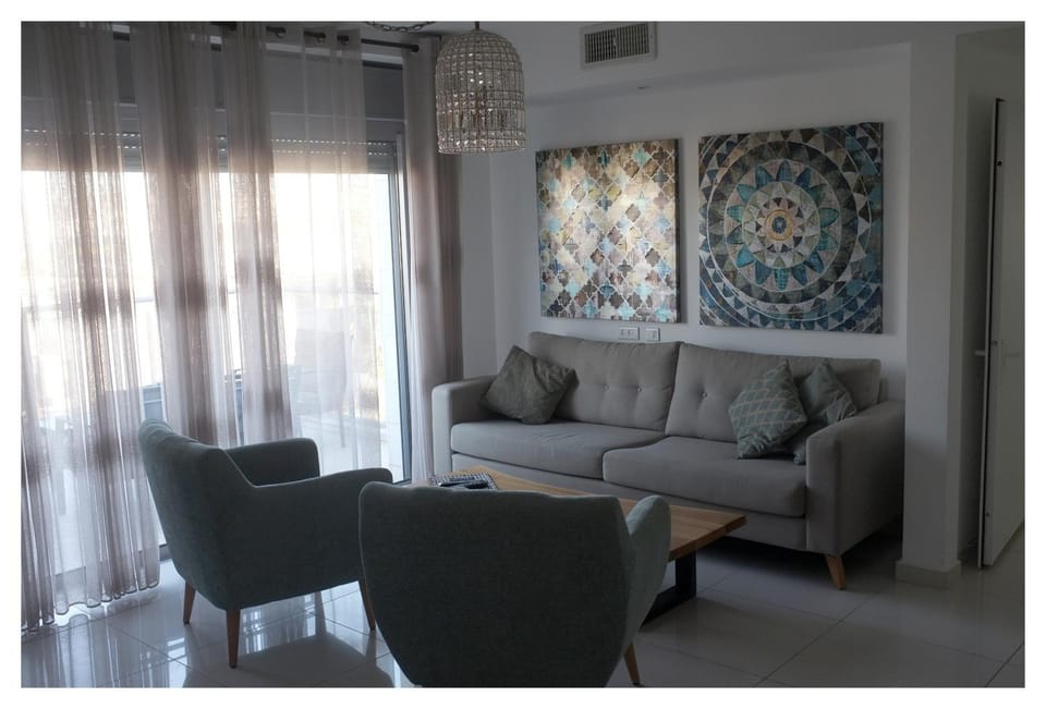 The Royal park experience Amazing Pool Eilat Apartment in Eilat
