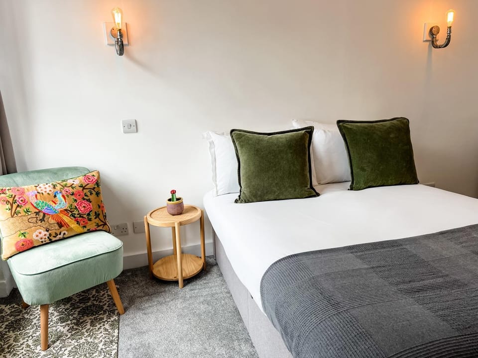 Dog and Whistle Pub Bed and Breakfast in Hertford
