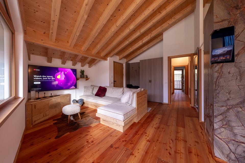 Lounge or bar
