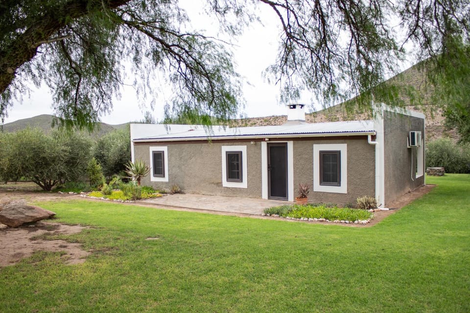 Property building, Garden view, Mountain view