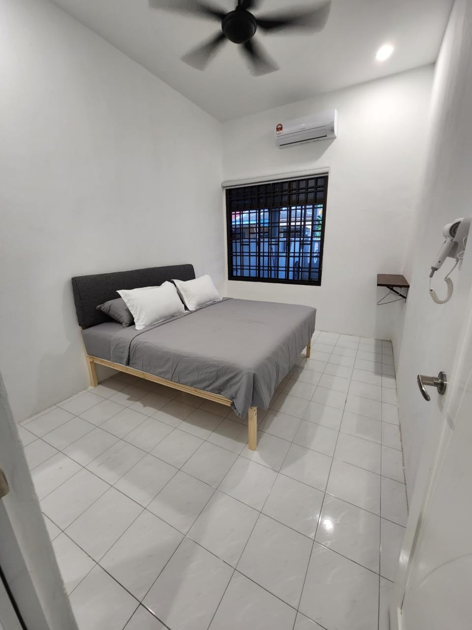 4 bedroom homestay @ Mersing House in Mersing