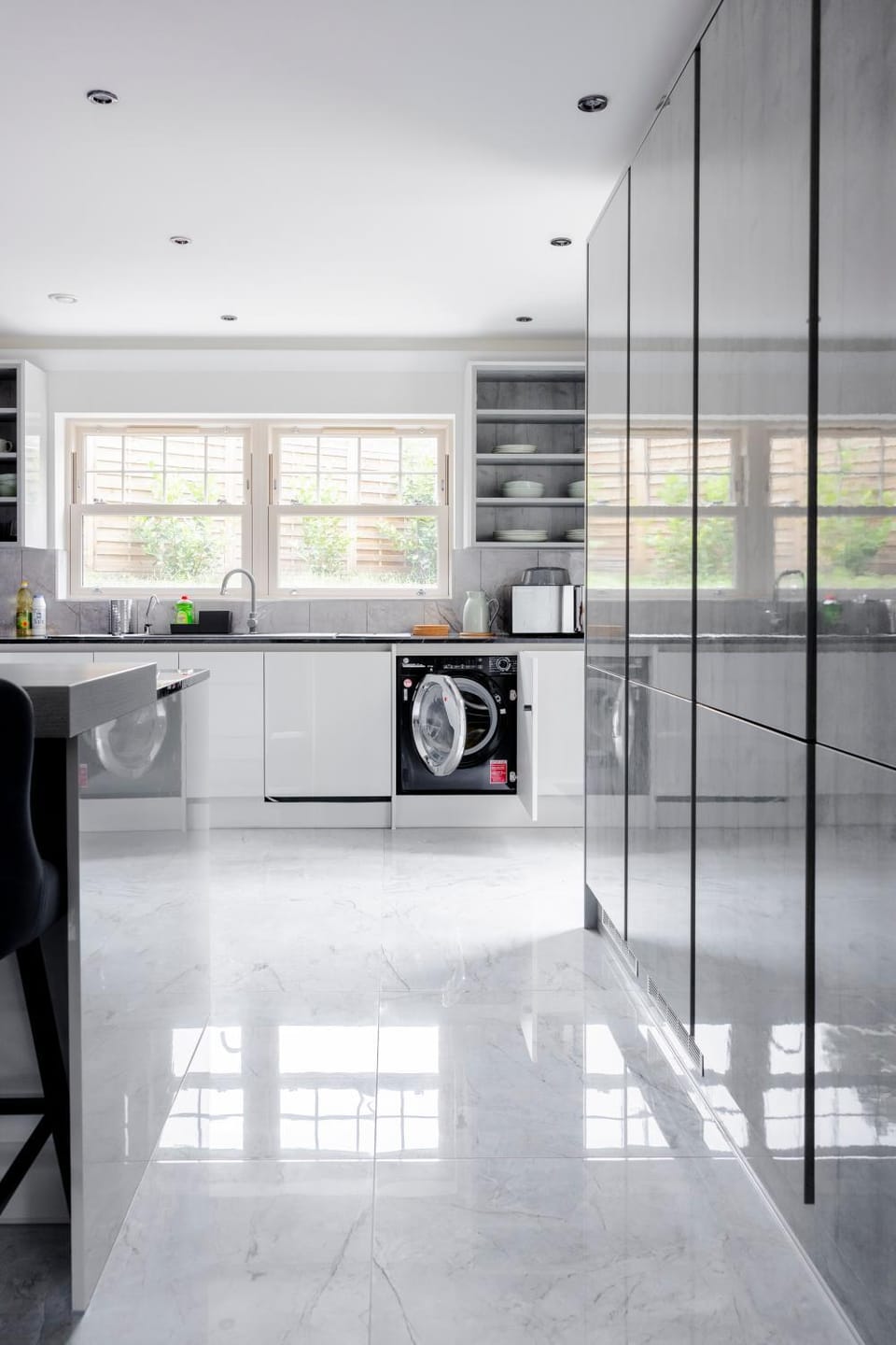 New fully furnished 5 bedroom, 4 bathroom detached houses Villa in Leicester