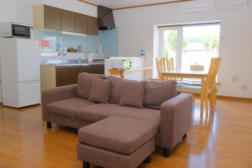 Kitchen or kitchenette, Living room, Dining area, heating, minibar, air conditioner