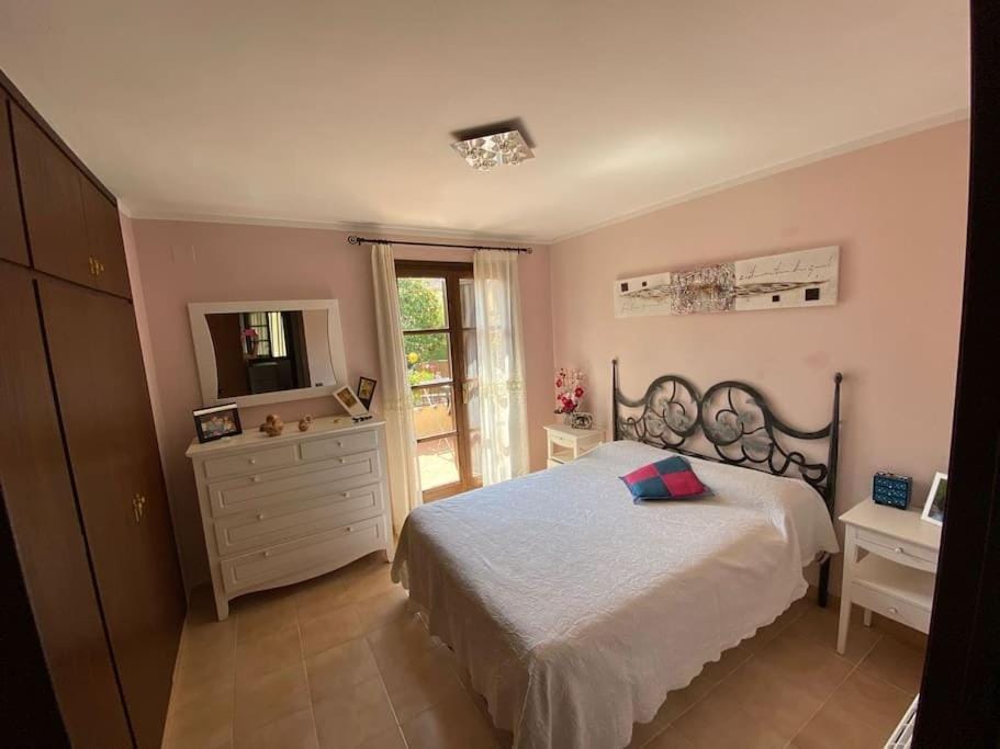 Casa con jardín en Roda de Bará House in Tarragonès