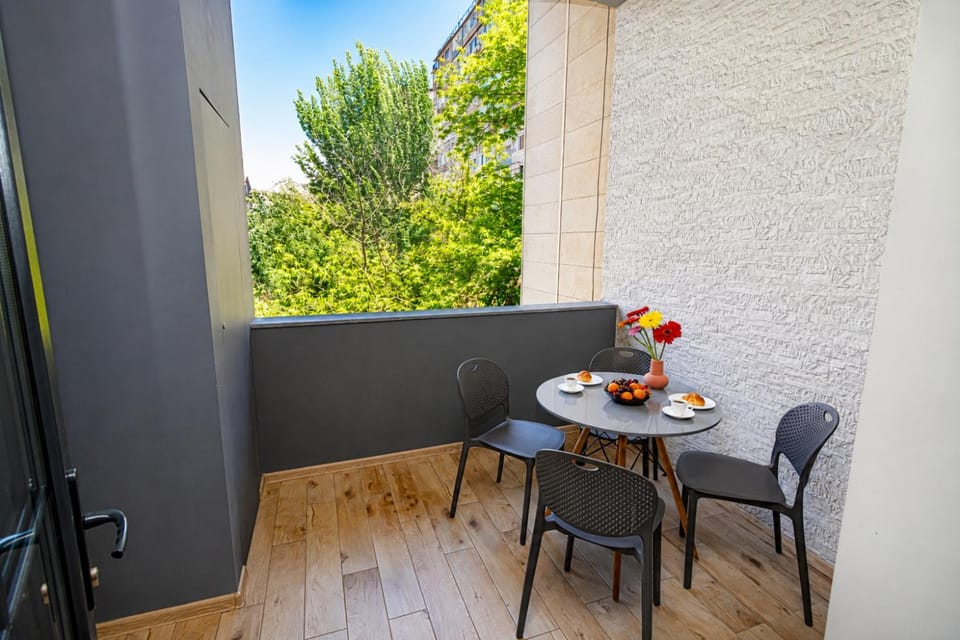 Balcony/Terrace, Balcony/Terrace, Other