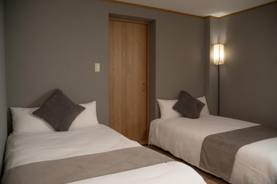 Guest House HARU DREAM DAIKOKU Apartment in Osaka