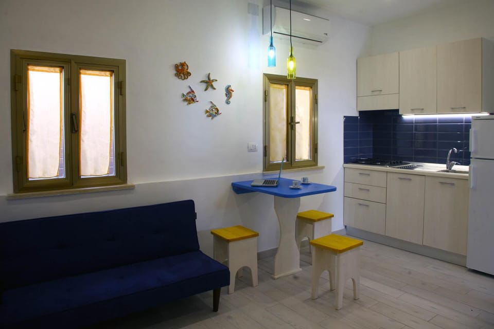 Kitchen or kitchenette, Living room, Photo of the whole room