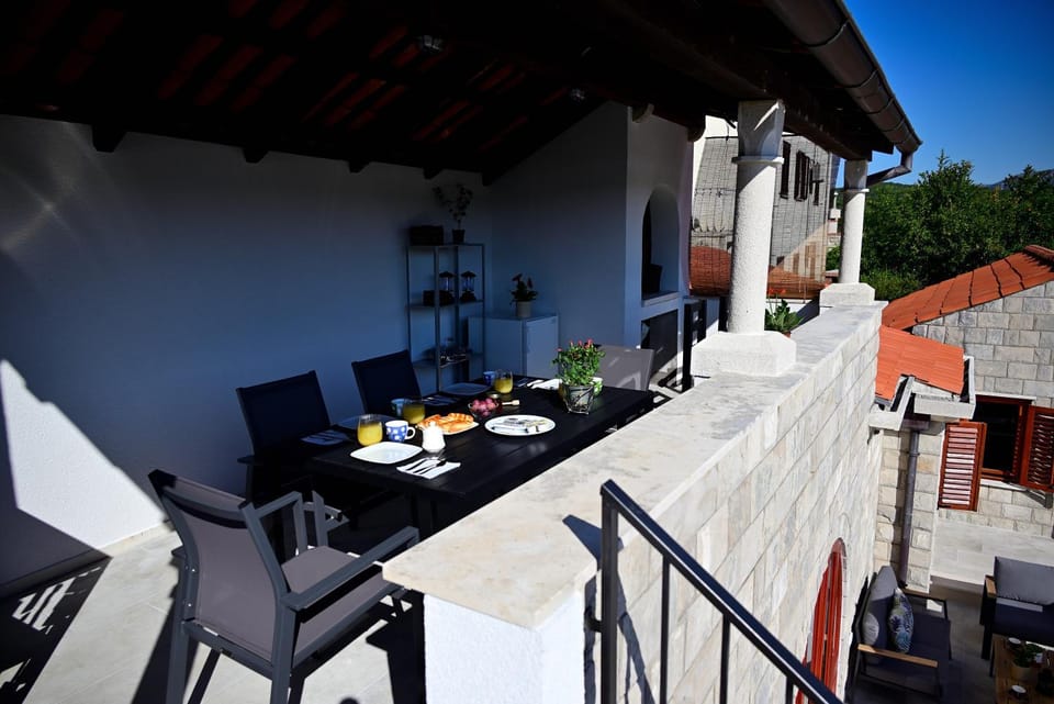 Day, Balcony/Terrace