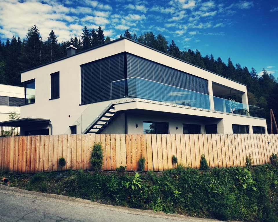 Property building, Day