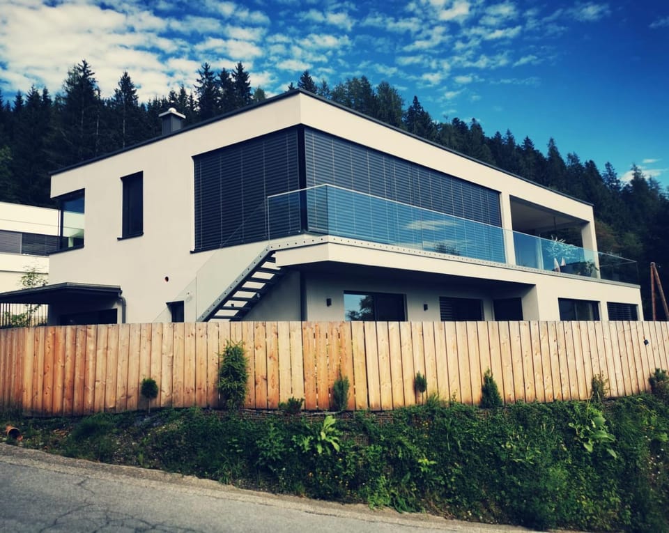 Property building, Day