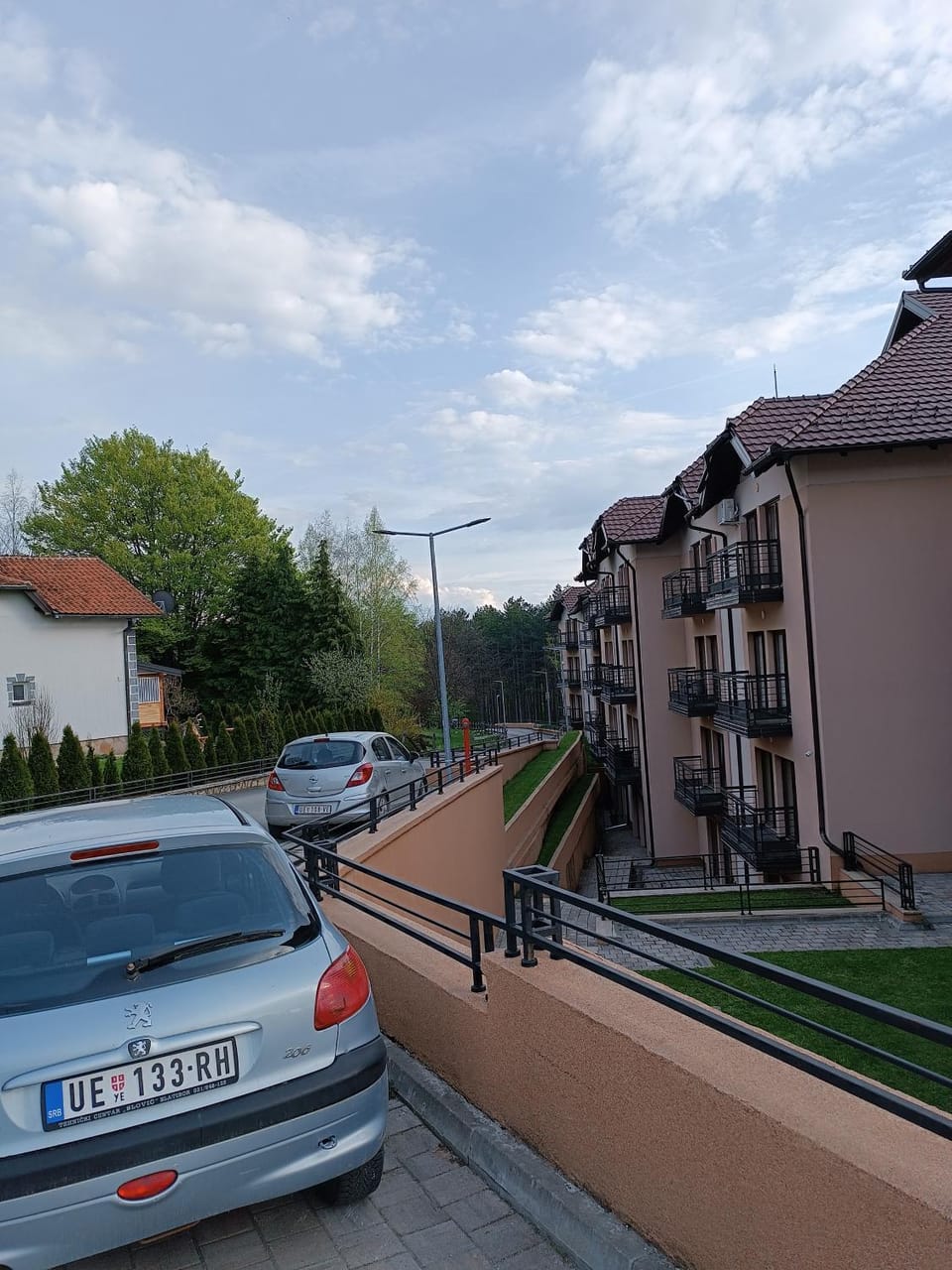 Property building, Street view, Location