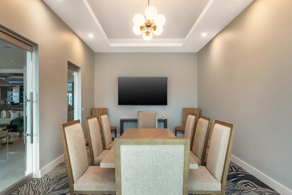 Meeting/conference room
