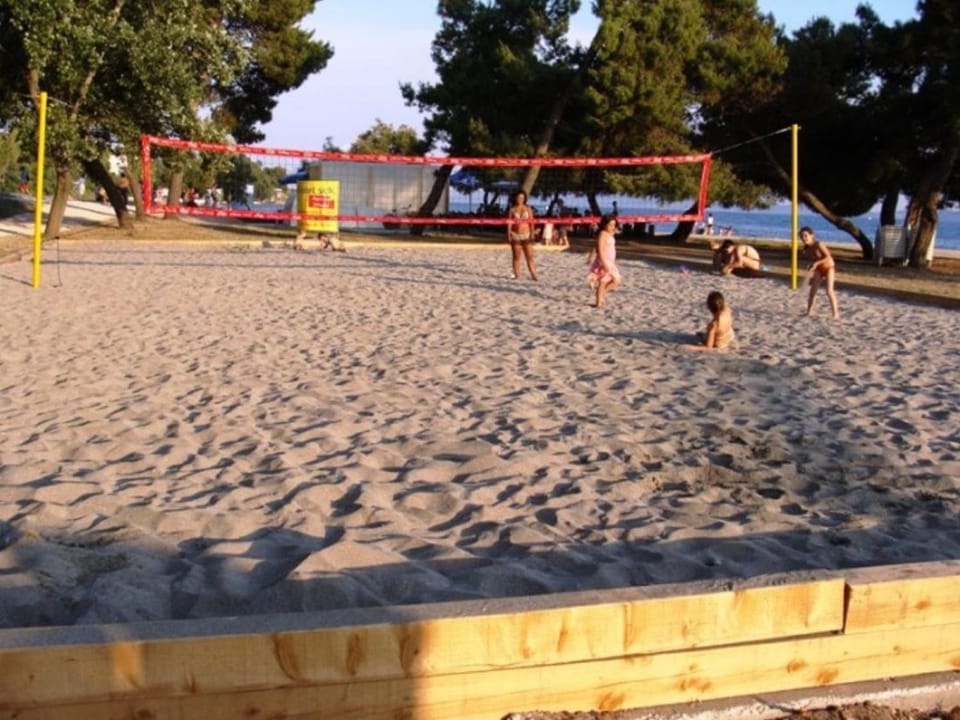Off site, Day, Sports