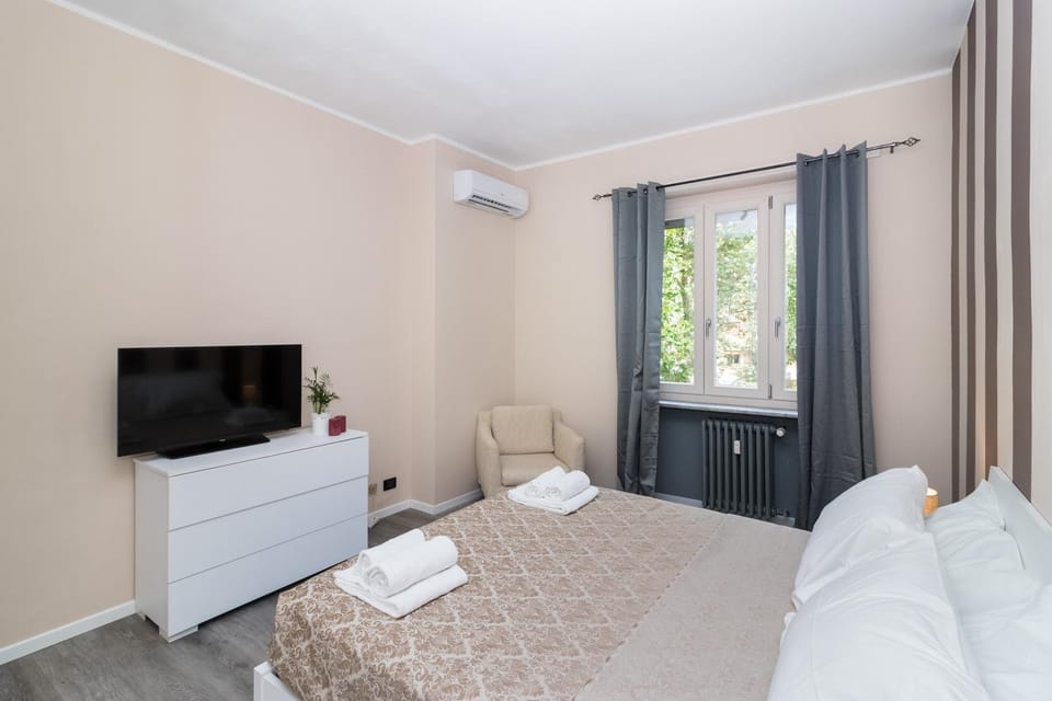 Trilocale con parcheggio privato ATP Arena Inalpi, PalaTazzoli, Palavela Lingotto, "Exclusive Suite " La casa di Bertino " Apartment in Turin